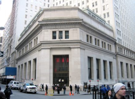 Former JP Morgan employee charged with selling customer information to thieves
